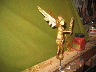 RESULTAAT: Goudgekleurde vleugels voor  Engeltjes